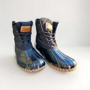 Rue21 Womens Waterproof black QuitDuck Boots Rubber Outsole Size 6